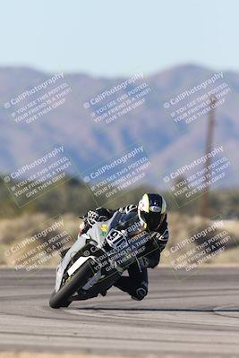 media/Jan-16-2026-CVMA Friday Practice (Fri) [[6f2bf47531]]/5-Racer 4-Trackday1/Session 5 (Turn 16)/